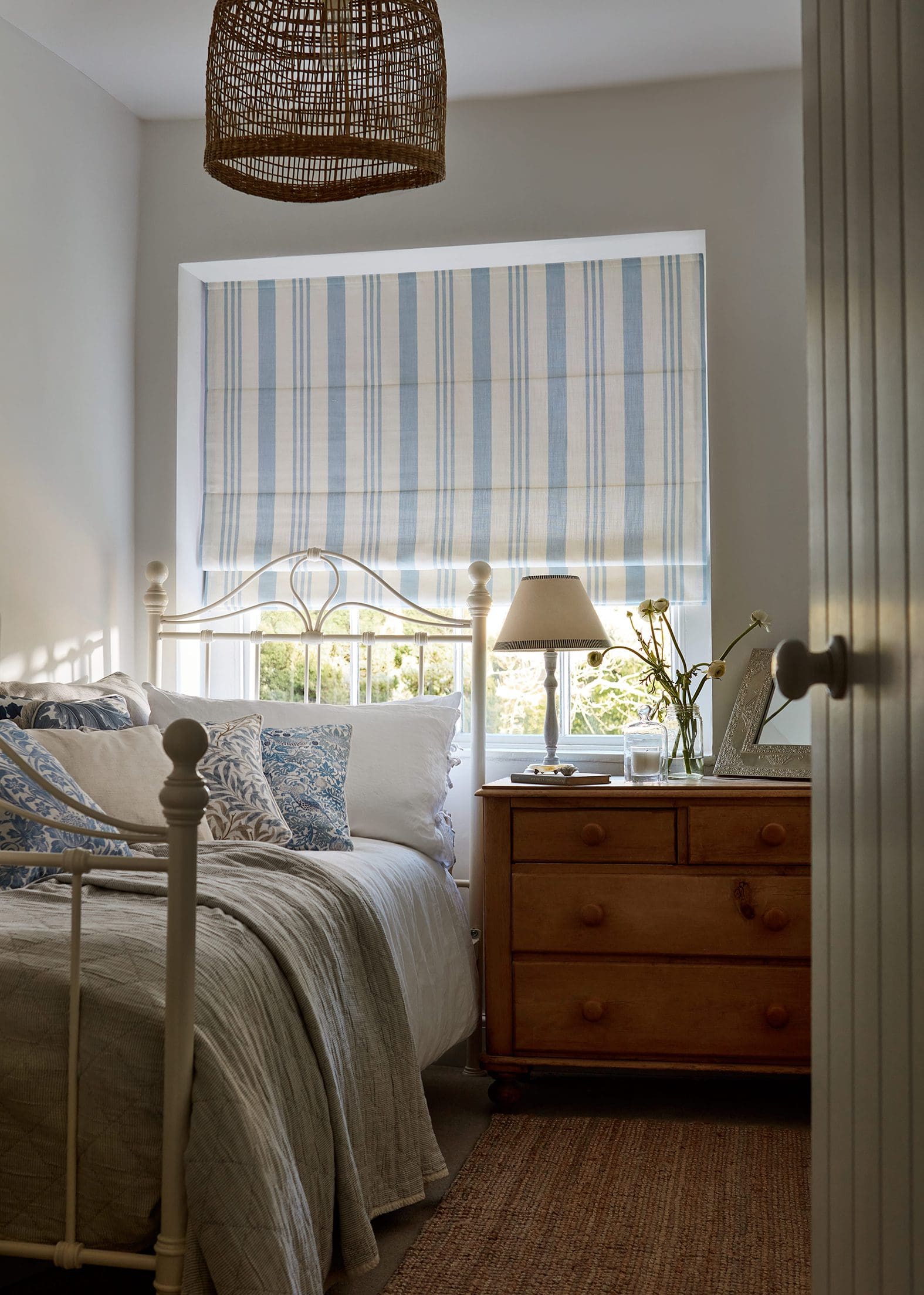 how to clean roman blinds